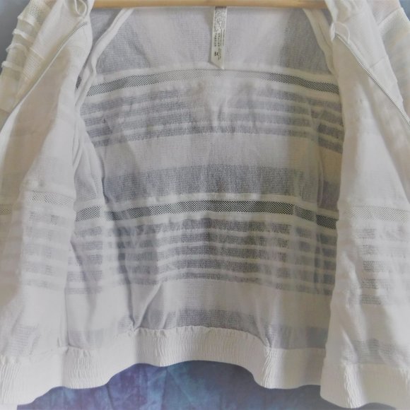 FREE PEOPLE NEW Pippa White Ruffle Double ZIP Jacket S - Picture 6 of 7